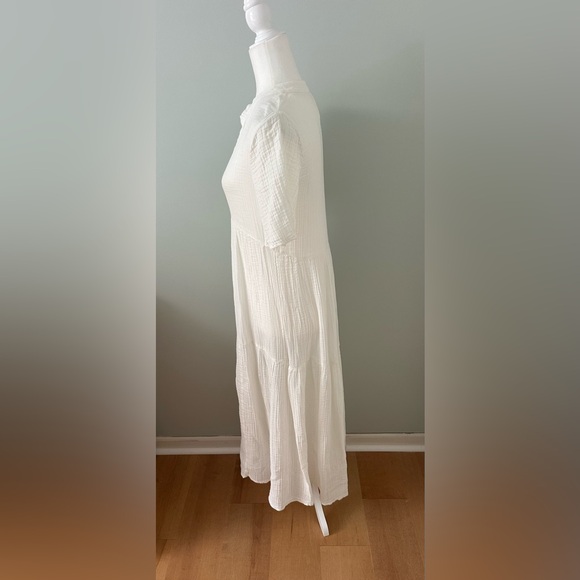 The Kallie Flowy Maxi Dress by Celandine - Picture 4 of 8